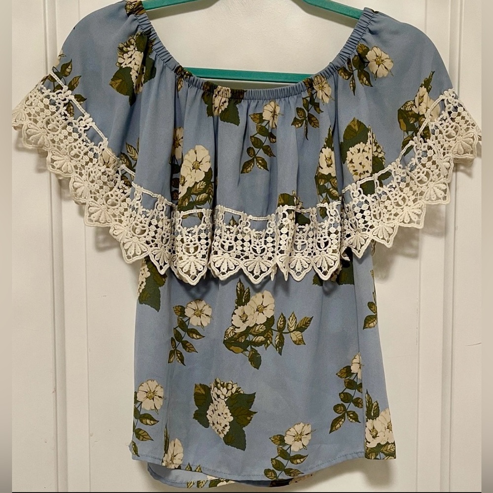 Say What?‎ Cold Shoulder Floral Lace Trim Top Off‑Shoulder Boho Blouse Size M - Picture 2 of 10